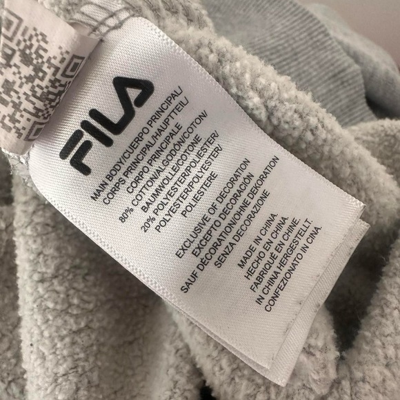 VINTAGE Fila Classic Gray Crewneck Sweater Medium - Picture 5 of 5